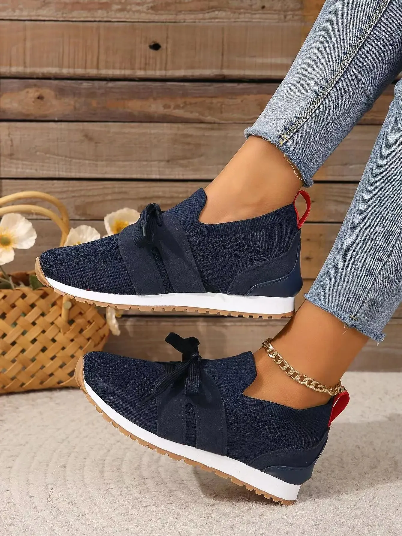 Stylish Mesh Sneakers with Bow