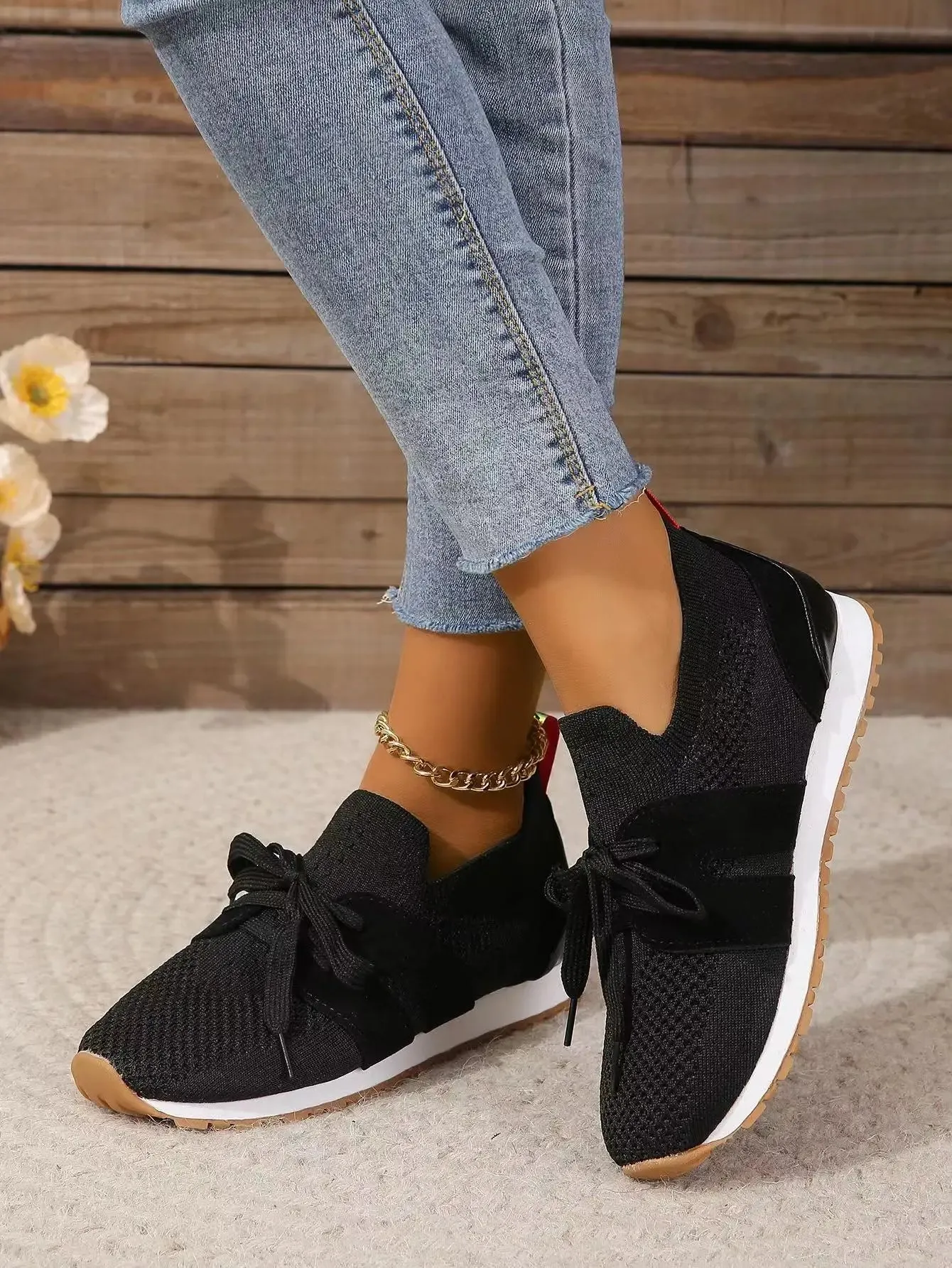 Stylish Mesh Sneakers with Bow