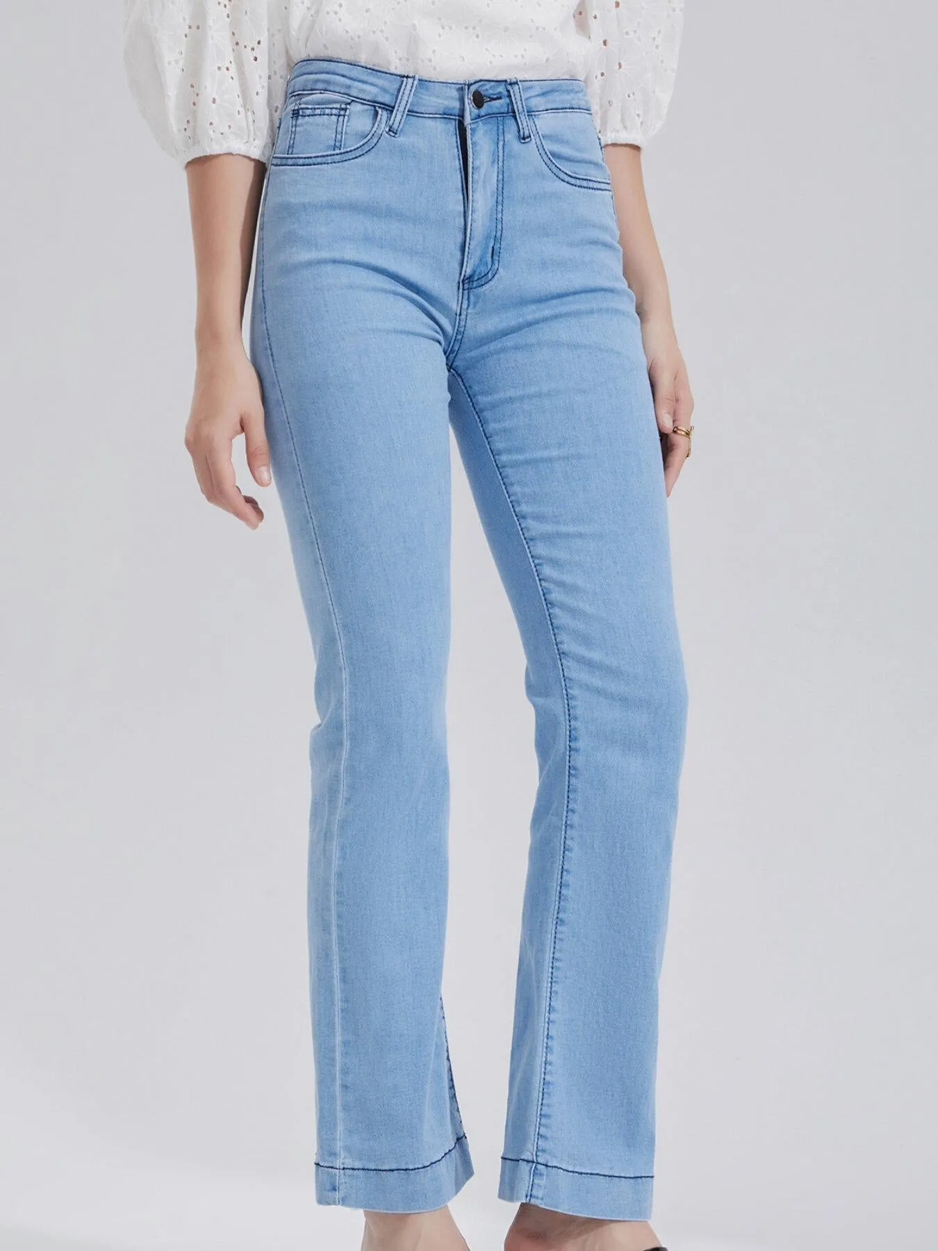 Zipper Front Slim Flare Leg Jeans